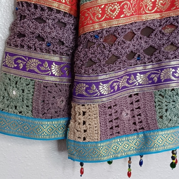 Vintage 90's Boho Patchwork Beaded Accents Sz L Relaxed Artisan Crochet Sweater - Picture 8 of 12